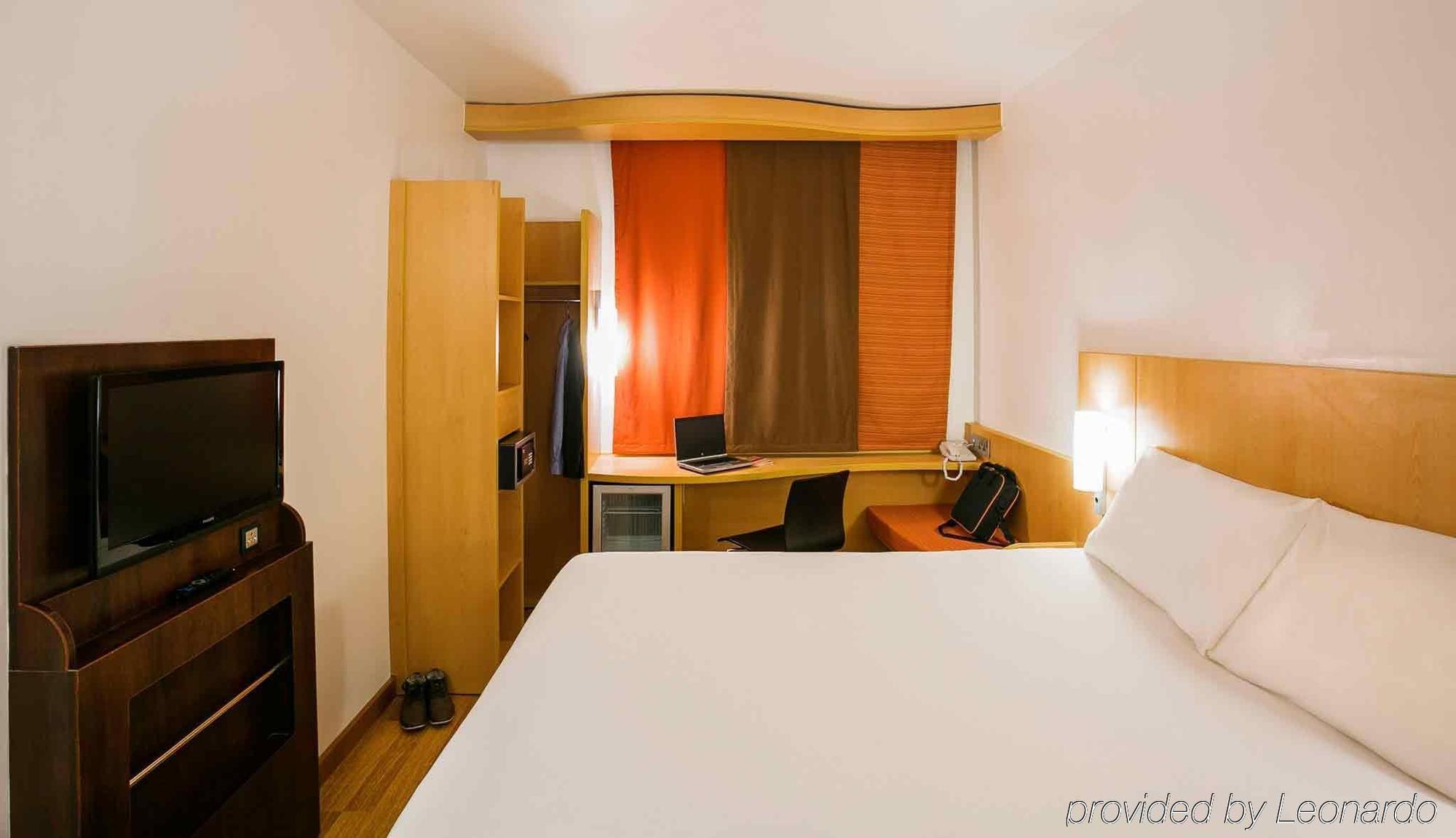 Ibis Lagos Ікеджа Екстер'єр фото